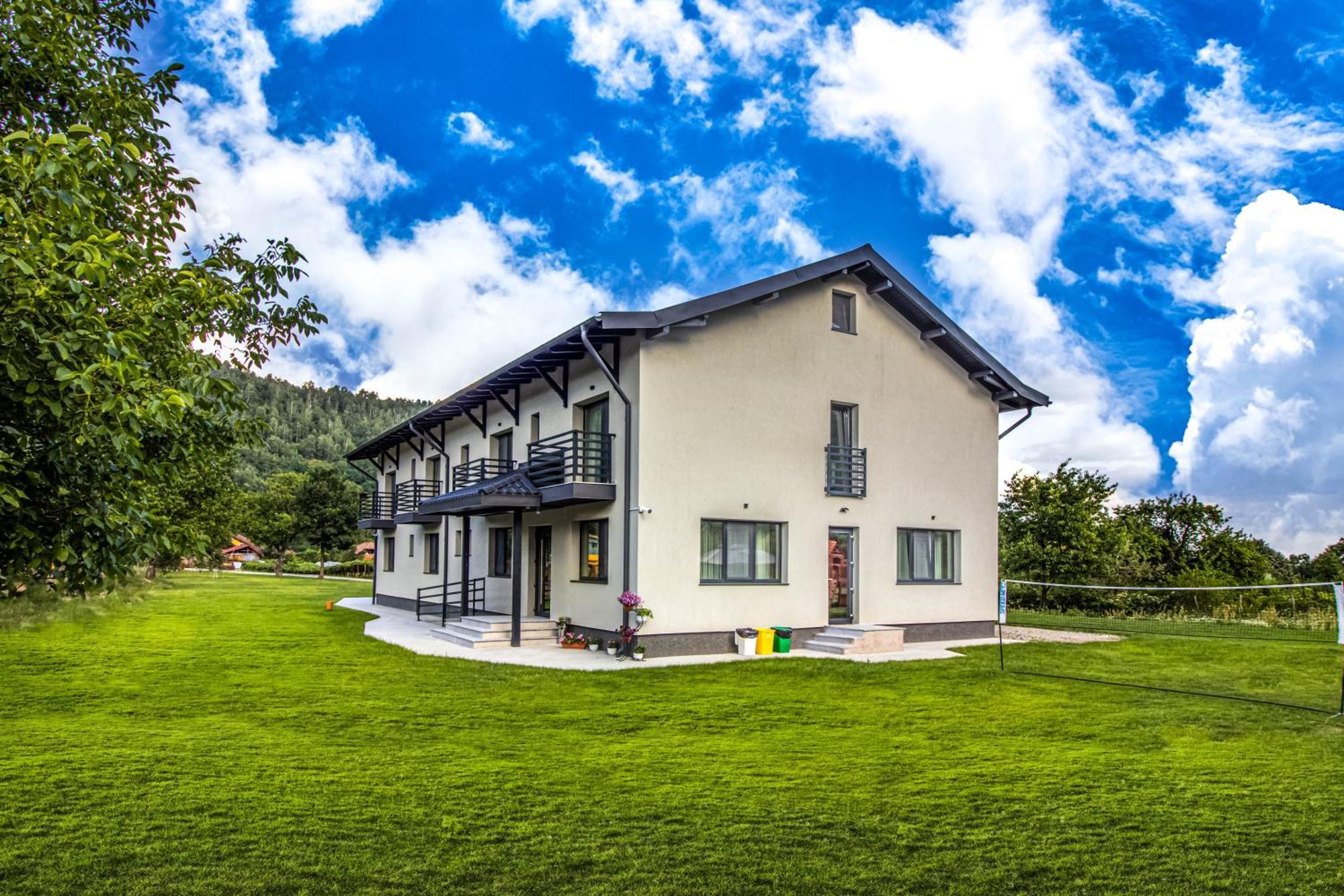 Transalpina Retreat 호텔 Novaci-Străini 외부 사진